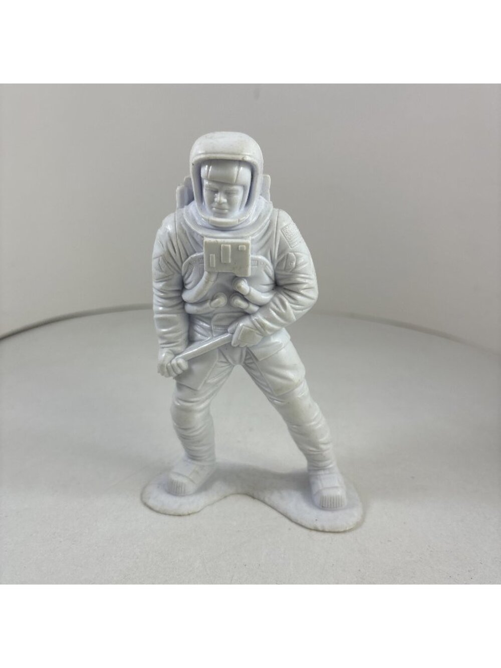 ASTRONAUT Louis Marx Vintage 1970's 6 Inch White Plastic Toy Figure Made in USA